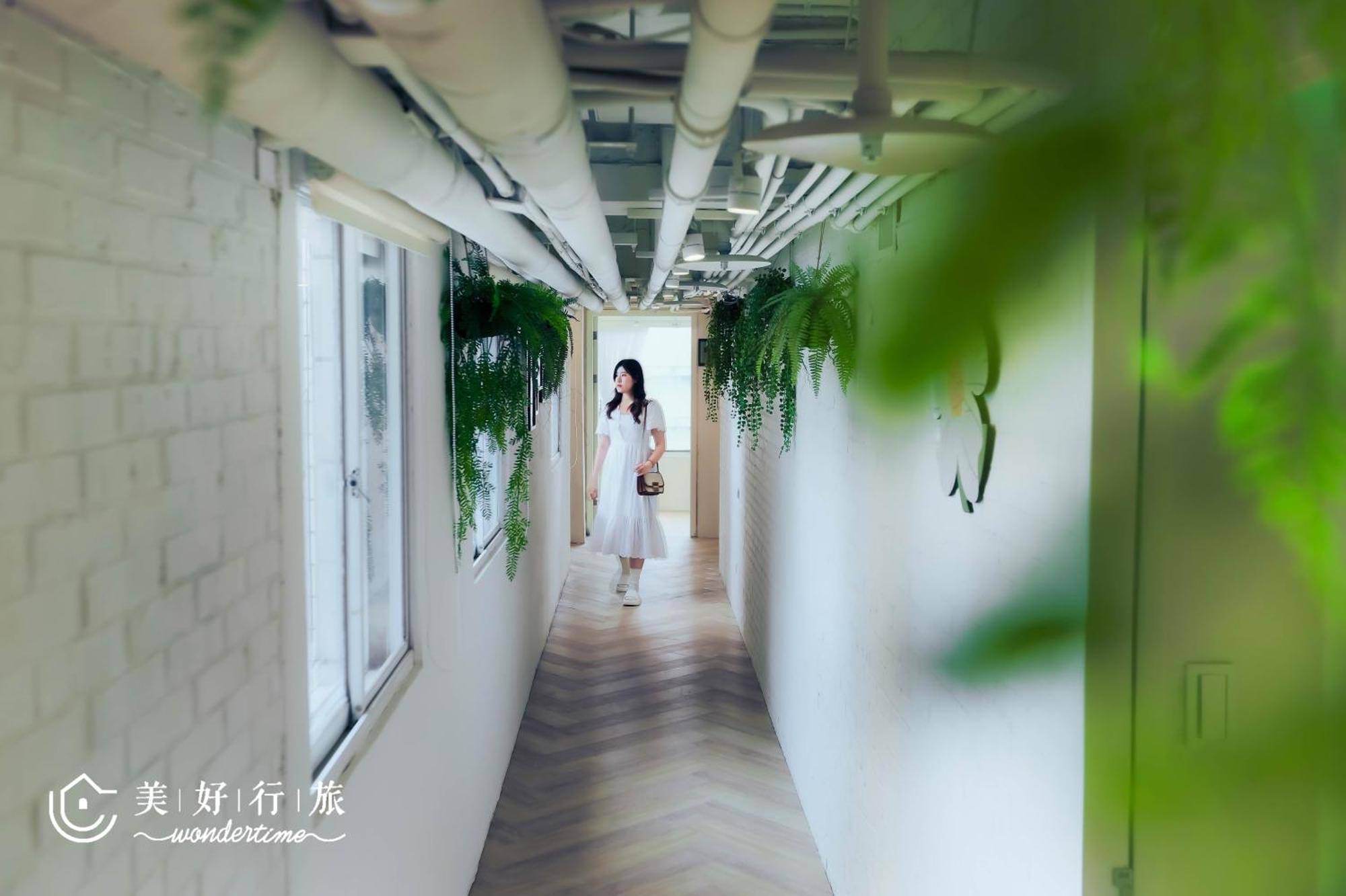 Wondertime2- Ladies' Inn 'Taipei Main Station Экстерьер фото